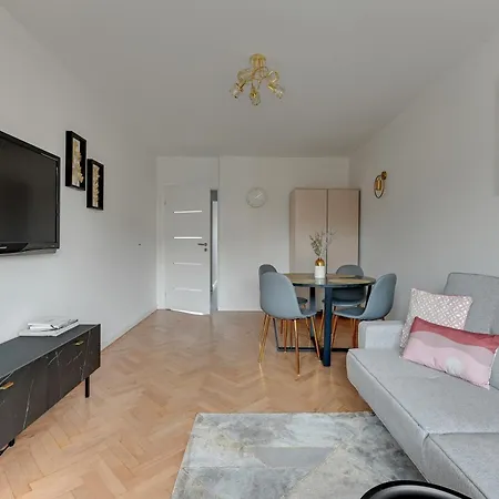 Dlugie Ogrody By Downtown Apartamento